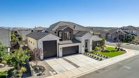 469 W Lanz Cir, Washington, UT 84780