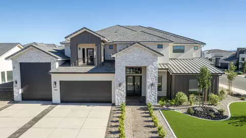 469 W Lanz Cir, Washington, UT 84780