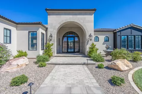 335 S Luce Del Sol Dr #1, Saint George, UT 84770