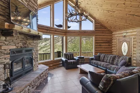 Living - 438 W Eagles Roost St, Brian Head, UT 84719 photo 1 of 9