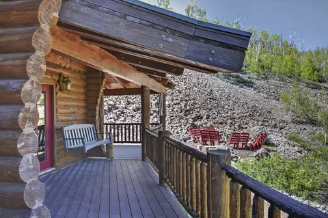 Exterior - 438 W Eagles Roost St, Brian Head, UT 84719 photo 15 of 16