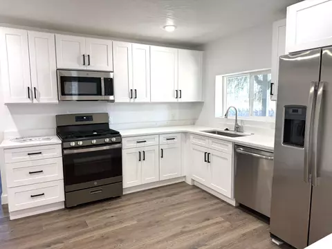 Kitchen - 76 W Center St, Hatch, UT 84735 photo 2 of 2