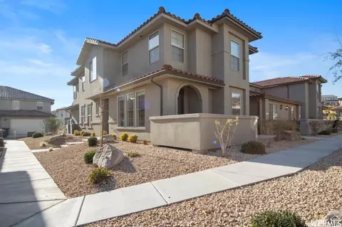 1134 N Tesoro Aly, Washington, UT 84780