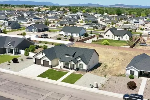 View/Area - 4413 N Half Mile Rd, Cedar City, UT 84720 photo 4 of 7