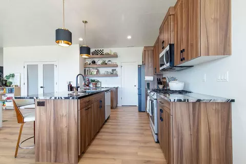 Kitchen - 4413 N Half Mile Rd, Cedar City, UT 84720 photo 3 of 6