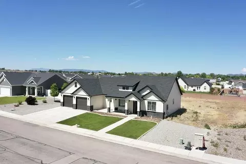 View/Area - 4413 N Half Mile Rd, Cedar City, UT 84720 photo 2 of 7
