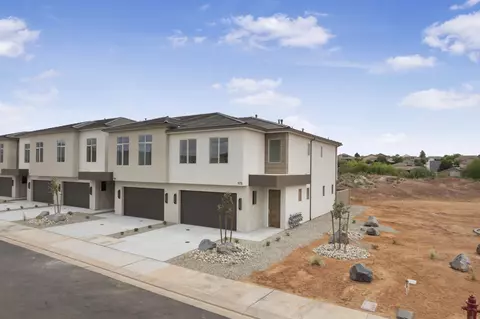 996 N Manen, Washington, UT 84780