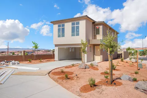 22 E Luften St, Washington, UT 84780
