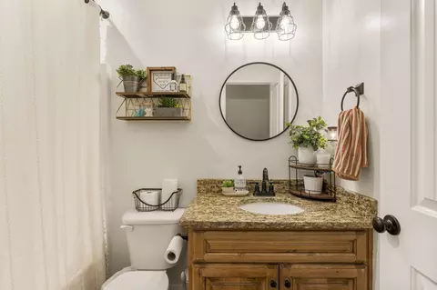 Bath - 2366 N 900 E, Cedar City, UT 84721 photo 1 of 3