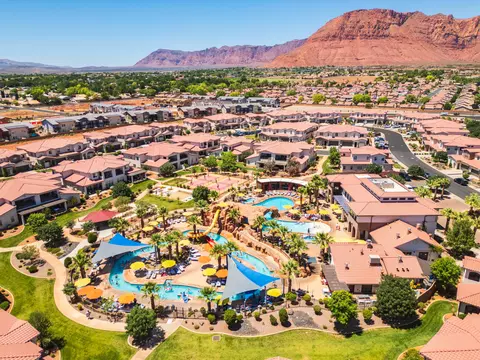 3780 Arcadia Dr #59, Santa Clara, UT 84765