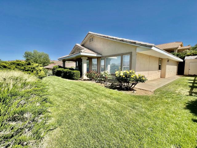 1020 E Fort Pierce Dr, Saint George, UT 84790