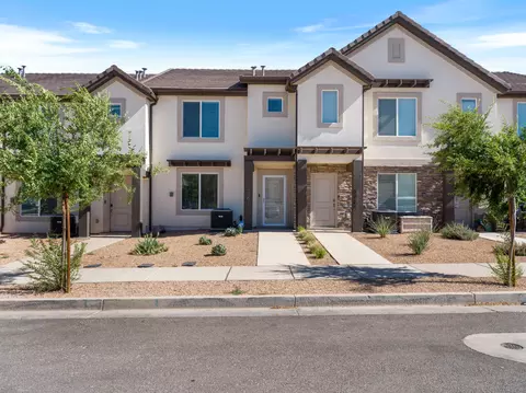 3361 Elkhorn Ln, Washington, UT 84780