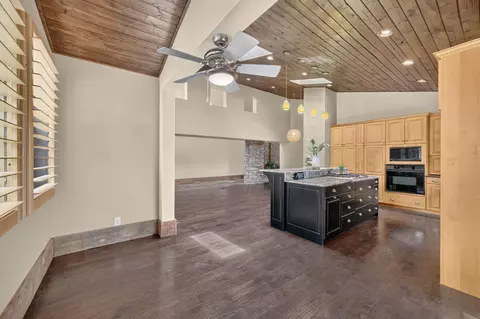 3200 E 3900 S, Holladay, UT 84124 photo 10
