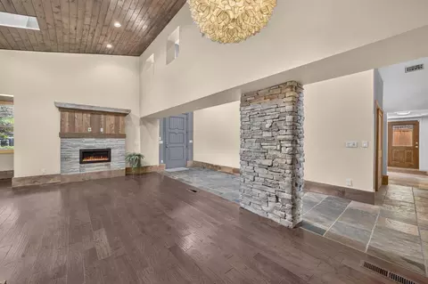 3200 E 3900 S, Holladay, UT 84124 photo 8