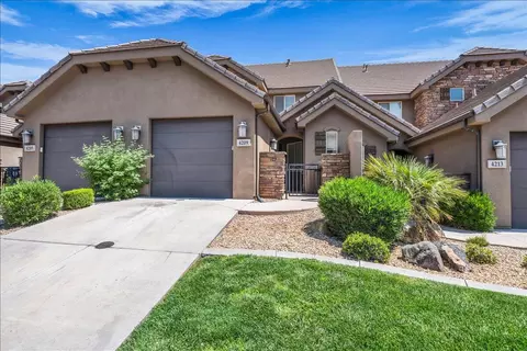 4209 E Torrey Pines Dr, Washington, UT 84780 photo 2