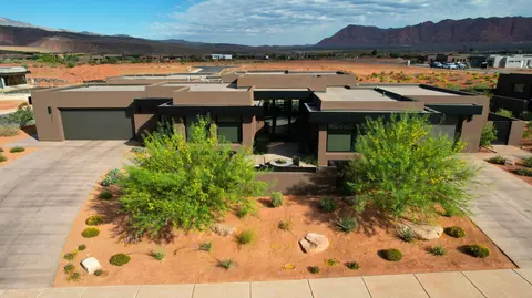 582 S Juniper Way, Ivins, UT 84738