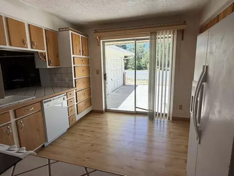195 S 100 St E, Beaver, UT 84713 photo 6