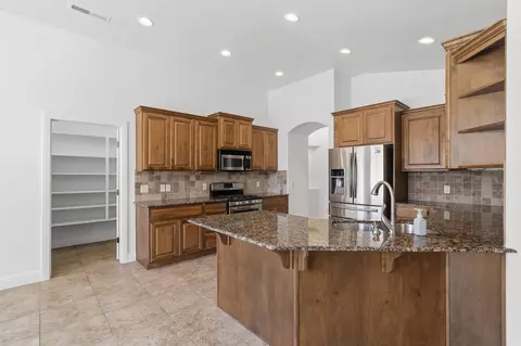 988 E Silver Falls Dr, Washington, UT 84780 photo 10