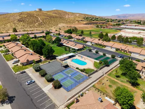1050 E Brigham Rd #14, Saint George, UT 84790