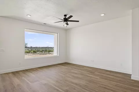 4939 N 10 E, Enoch, UT 84721 photo 9
