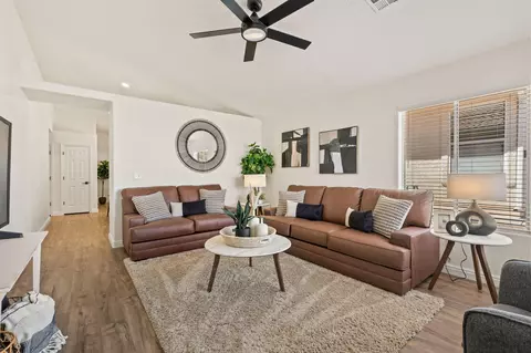 Living - 504 E Telegraph St # 14, Washington, UT 84780 photo 1 of 3