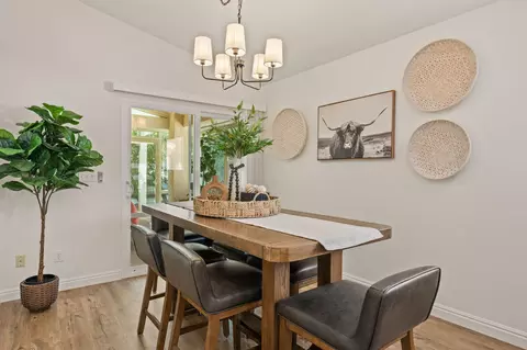 Dining - 504 E Telegraph St # 14, Washington, UT 84780 photo 1 of 2