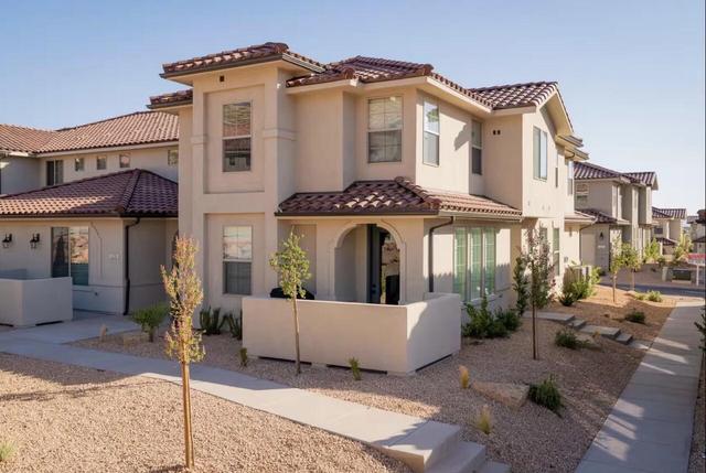 1202 N Bello Aly, Washington, UT 84780