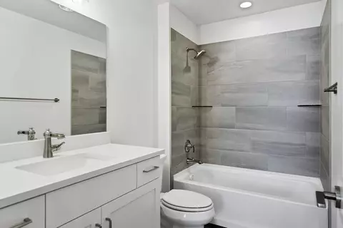 Bath - 1356 N Rustico Dr, Washington, UT 84780 photo 5 of 5