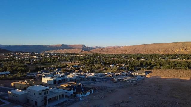 869 S 1385 W, Hurricane, UT 84737