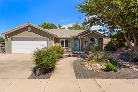 202 N 870 W, Hurricane, UT 84737