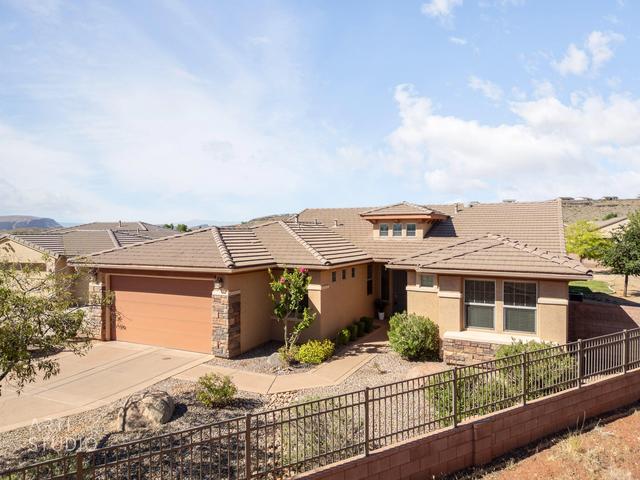 2906 E Autumn Rose Dr, Washington, UT 84780