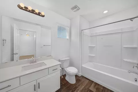 Bath - 662 W Koins Way, Bluffdale, UT 84065 photo 3 of 3