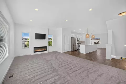 Living - 662 W Koins Way, Bluffdale, UT 84065 photo 2 of 4