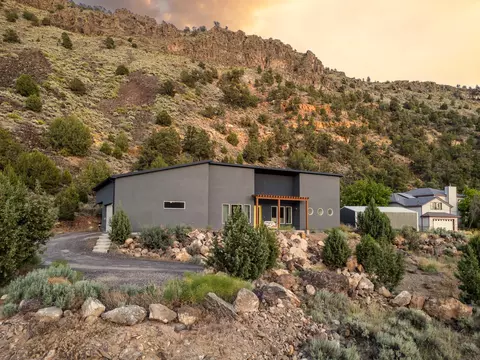 Exterior - 153 S Stagecoach Dr, Brookside, UT 84782 photo 3 of 8