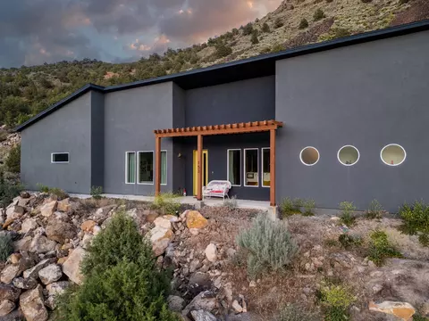 Exterior - 153 S Stagecoach Dr, Brookside, UT 84782 photo 4 of 8