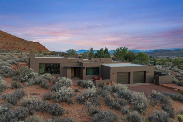 423 W Taman Ct, Ivins, UT 84738