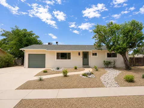 351 N Saguaro Dr, Washington, UT 84780