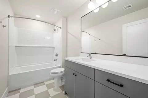 Bath - 3997 E Fossil Way #96, Washington, UT 84780 photo 2 of 4