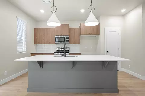 Kitchen - 3997 E Fossil Way #96, Washington, UT 84780 photo 1 of 2