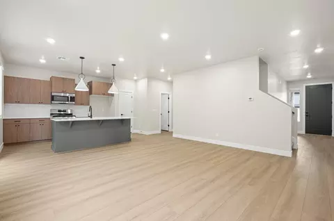 Living - 3997 E Fossil Way #96, Washington, UT 84780 photo 2 of 2