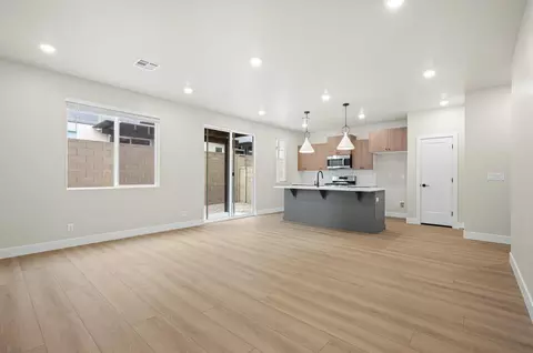 Living - 3997 E Fossil Way #96, Washington, UT 84780 photo 1 of 2