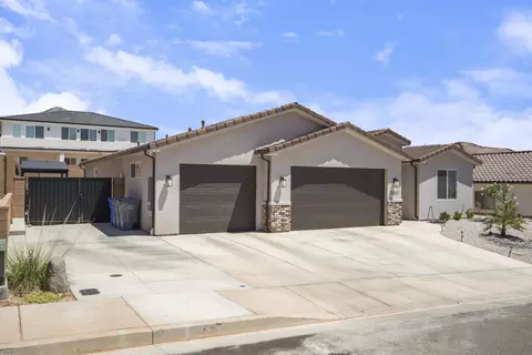 2891 E Chapman Cir, Washington, UT 84780 photo 3