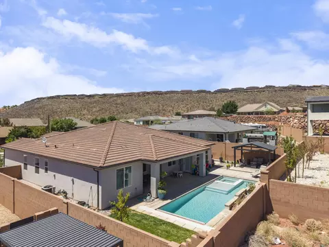 2891 E Chapman Cir, Washington, UT 84780 photo 4