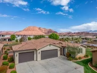 3800 Paradise Village Dr #3, Santa Clara, UT 84765