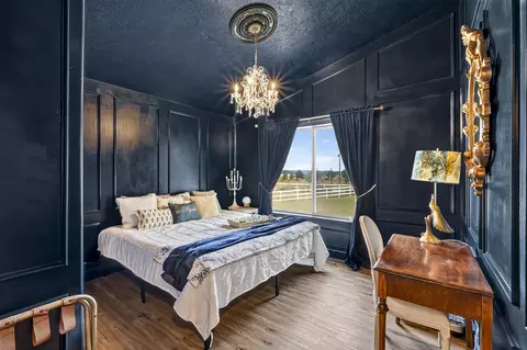 Bedroom - 865 W Old Highway 91, Parowan, UT 84761 photo 5 of 7