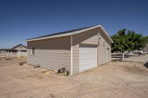 Exterior - 865 W Old Highway 91, Parowan, UT 84761 photo 16 of 16