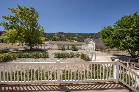 Exterior - 865 W Old Highway 91, Parowan, UT 84761 photo 8 of 16