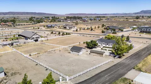 View/Area - 865 W Old Highway 91, Parowan, UT 84761 photo 9 of 11