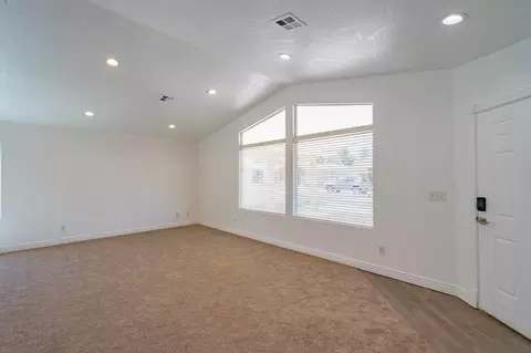 87 Pheasant Dr, Hurricane, UT 84737 photo 10