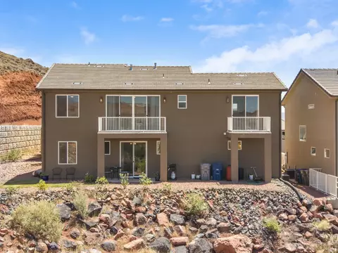 438 N Stone Mountain Dr #16, Saint George, UT 84770